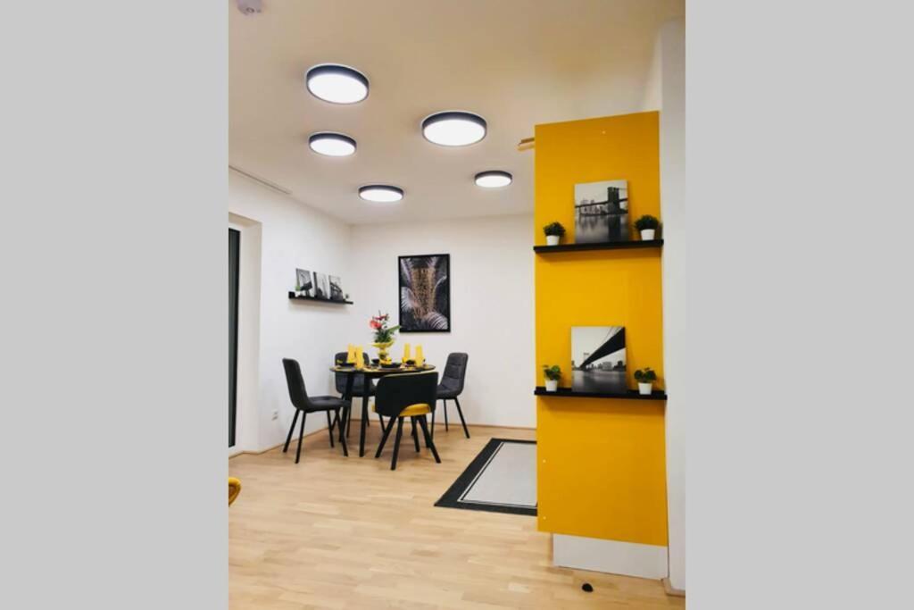 Leon Apartment Neu! Gemuetlichkeit An Erster Stelle Linz Eksteriør bilde